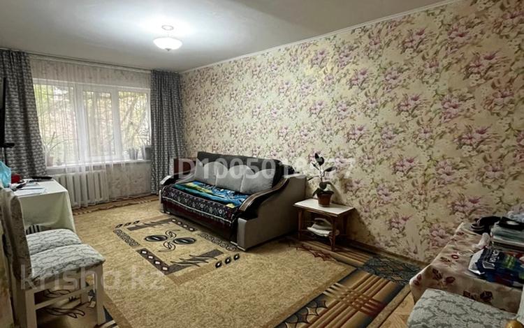 2-комнатная квартира · 44 м² · 1/5 этаж, Поповича 2 — Ориентировочно находится возле автовокзала, детских садов, ЦОН, школа номер 32, больницы, банка, ТД Променда, Mechta за 11.5 млн ₸ в Уральске — фото 2
