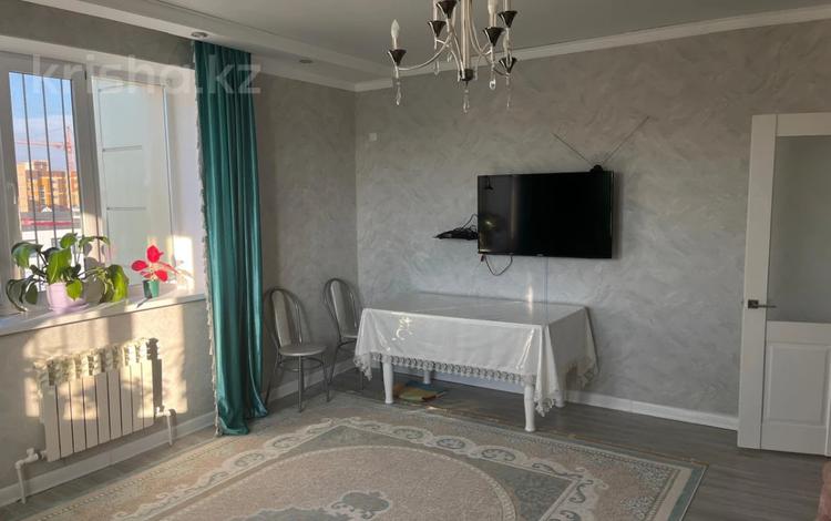 2-бөлмелі пәтер · 72.6 м² · 6/7 қабат, Алтын орда ш/а. 49г, бағасы: 25.5 млн ₸ в Актобе, мкр. Алтын орда — фото 2