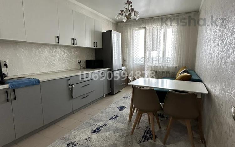 1-комнатная квартира · 45 м² · 11/12 этаж, мкр Акбулак, Дарабоз 1-83 за 250 000 ₸ в Алматы, Алатауский р-н — фото 17
