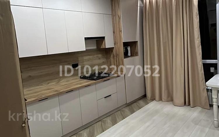 2-бөлмелі пәтер · 52.5 м² · 2/10 қабат, Алтын Орда 6/11 — Картонный завод, бағасы: 250 000 ₸ в Алматы, Наурызбайский р-н — фото 15
