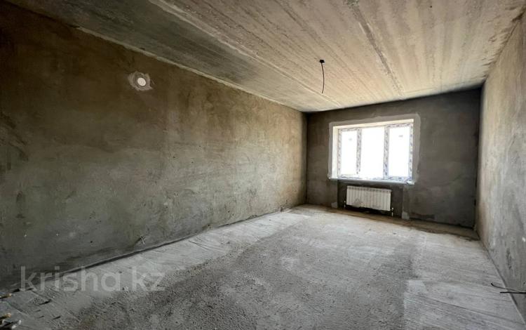3-комнатная квартира · 106.2 м² · 9/10 этаж, мкр. Алтын орда, молдагулова за 35 млн ₸ в Актобе — фото 2
