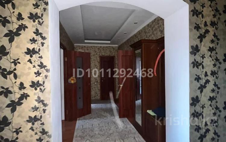 4-комнатная квартира · 90 м² · 1/5 этаж, Н. Назарбаев, микрорайон Сырдарья 2 — Н. Назарбаеев, С. Бейбарыс даңғылы за 28 млн 〒 в  — фото 2