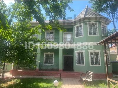 Отдельный дом · 4 комнаты · 284 м² · 7.1 сот., Жолдасбеков 47 — Пересечение с ул.Желтоксан за 140 млн ₸ в Шымкенте, Аль-Фарабийский р-н