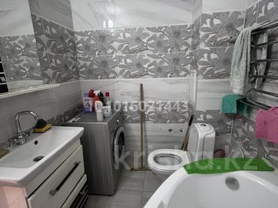 2-комнатная квартира · 55 м² · 3/5 этаж, 16-й мкр 18 за 160 000 ₸ в Актау