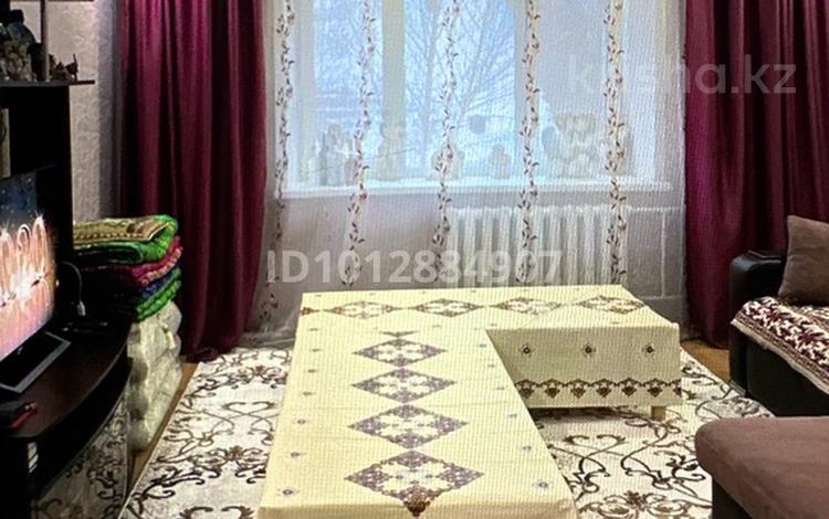 2-бөлмелі пәтер · 56 м² · 2/5 қабат, мкр Кунаева 66, бағасы: 27 млн ₸ в Уральске — фото 2