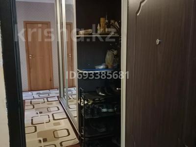 2-бөлмелі пәтер, 54 м², 9/15 қабат, Айнакол 58, бағасы: 25 млн 〒 в Астане, Алматы р-н