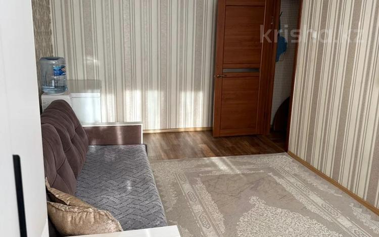 2-бөлмелі пәтер · 44.3 м² · 3/5 қабат, Назарбаева 63, бағасы: 17.7 млн ₸ в Павлодаре — фото 2
