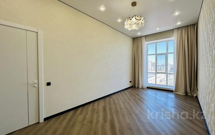 3-комнатная квартира · 73 м² · 8/8 этаж, Касым Аманжолов 20 за 460 000 ₸ в Астане, Сарайшык р-н — фото 2
