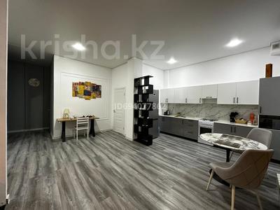2-комнатная квартира, 60.8 м², 2/4 этаж посуточно, 2 84 за 20 000 〒 в Атырау