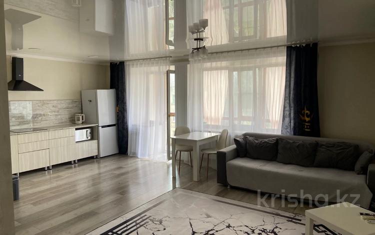 1-комнатная квартира · 45 м², Крылова 74 — Крылова,император,набережная за 16 000 ₸ в Усть-Каменогорске, Ульбинский — фото 2