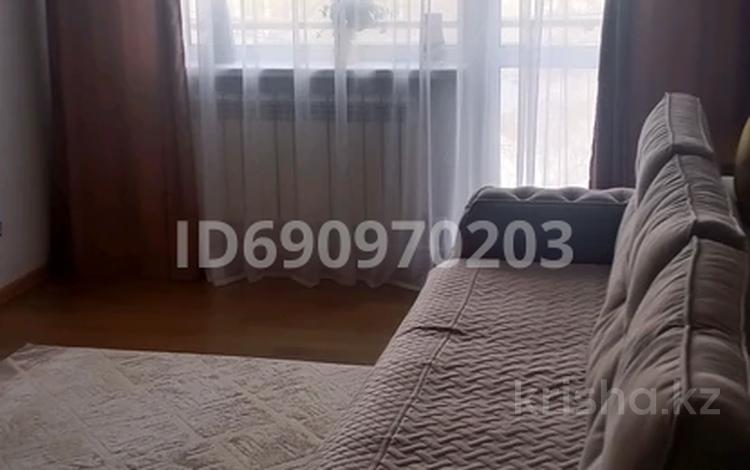 2-бөлмелі пәтер · 44 м² · 5/5 қабат, Пришахтинск, Пришахтинск, 22й микрорайон 17 — Дом находится в центре Пришахтинска. магазин Элис, Корзина. Волна, бағасы: 13 млн ₸ в Караганде, Алихана Бокейханова р-н — фото 2