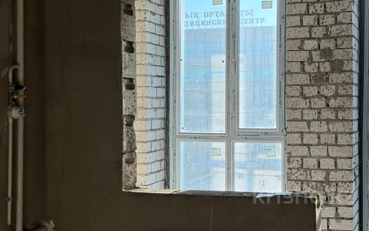 1-бөлмелі пәтер · 55 м² · 2/9 қабат, Санкибай батыра, бағасы: 22 млн ₸ в Актобе — фото 2