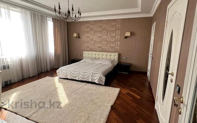 2-комнатная квартира · 90 м² · 26/29 этаж, Аль-Фараби 7 за 450 000 ₸ в Алматы, Бостандыкский р-н — фото 2