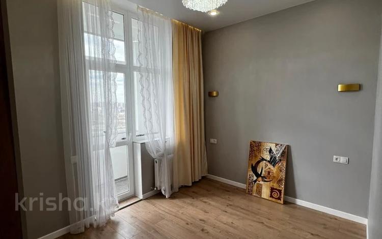 3-комнатная квартира · 63 м² · 10/12 этаж, Е-429 14 за 43.5 млн ₸ в Астане, Нура р-н — фото 2