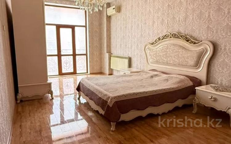 3-комнатная квартира · 134 м² · 8/12 этаж, 17-й мкр, 17 мкрн 7 за 48 млн ₸ в Актау — фото 2