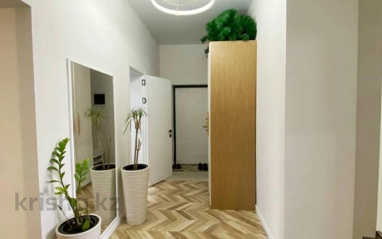 3-комнатная квартира · 76 м² · 5/12 этаж, Чингиз Айтматов за 38.5 млн ₸ в Астане, Есильский р-н — фото 2