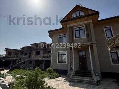 Жеке үй · 8 бөлме · 245 м², Алғабас ш/а. 11 квартал 166/1, бағасы: 1.2 млн ₸ в Алматы, Алатауский р-н