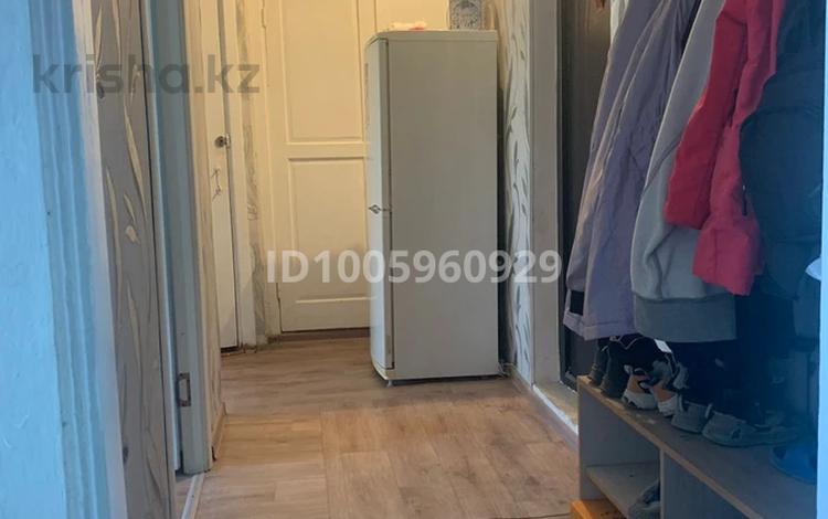 2-бөлмелі пәтер · 36 м² · 5/5 қабат, мкр Шанхай, бағасы: 10 млн ₸ в Актобе — фото 2