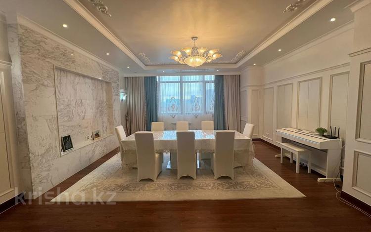 5-бөлмелі пәтер · 220 м² · 3/31 қабат, Ахмет Байтурсынулы 9, бағасы: 1.5 млн ₸ в Астане, Сарайшык р-н — фото 2