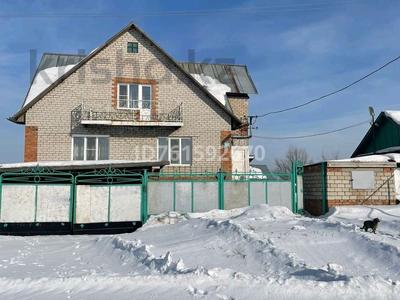 Жеке үй · 5 бөлме · 215 м² · 19 сот., Красноармейская 131, бағасы: 22.5 млн ₸ в Усть-Каменогорске, Ахмирово