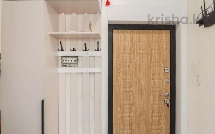 3-комнатная квартира · 72 м² · 9/10 этаж, Нажимеденова 39 за 37.5 млн ₸ в Астане, Сарайшык р-н — фото 2