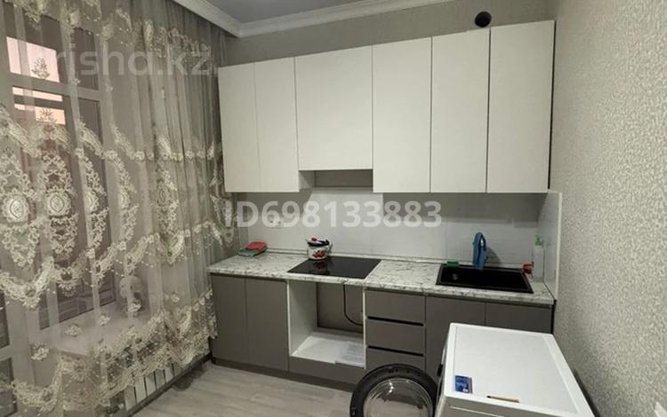 1-бөлмелі пәтер, 36 м², 7/9 қабат ай сайын, Айтеке би 15, бағасы: 180 000 〒 в Астане, Есильский р-н — фото 2