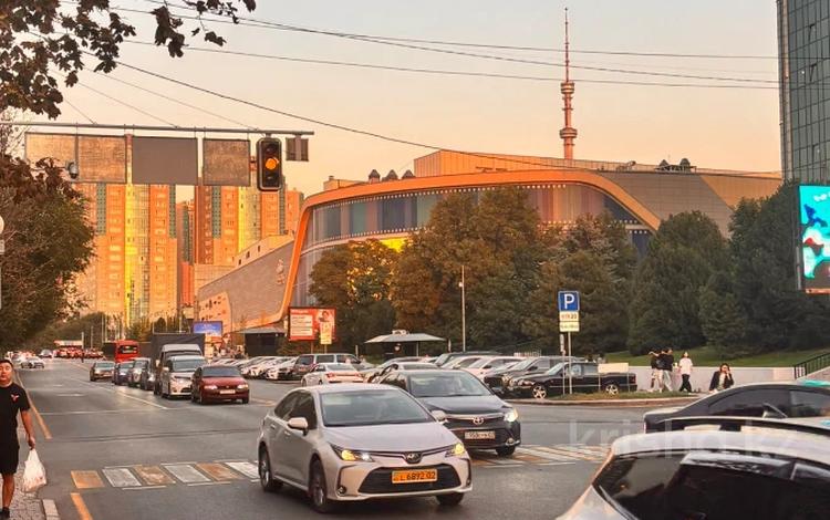 2-комнатная квартира · 57.2 м² · 3/12 этаж, мкр Самал-2 за 61.5 млн ₸ в Алматы, Медеуский р-н — фото 35