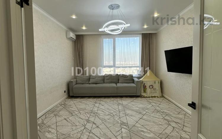 3-комнатная квартира · 90 м² · 9/12 этаж, Улы Дала за 450 000 ₸ в Астане, Есильский р-н — фото 2