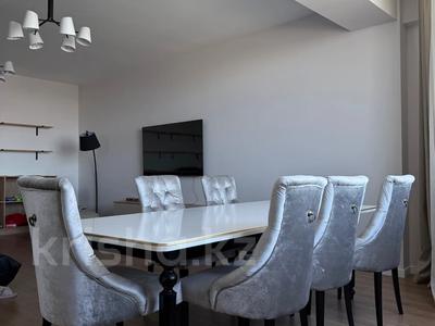 7-комнатная квартира · 360 м² · 11/12 этаж, мкр Самал-3, Самал-2 58 — Аль фараби за 2 млн 〒 в Алматы, Медеуский р-н