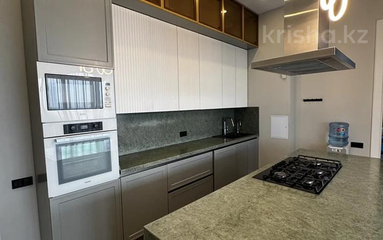 4-бөлмелі пәтер · 280 м² · 5/5 қабат, Герольда Бельгера 1А — Жандосова, бағасы: 300 млн ₸ в Алматы, Наурызбайский р-н — фото 2
