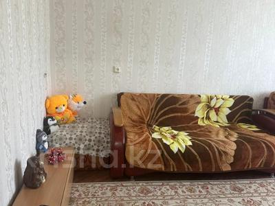 2-бөлмелі пәтер · 42 м² · 3/5 қабат, мкр Жилгородок, кутузова, бағасы: 10 млн ₸ в Актобе