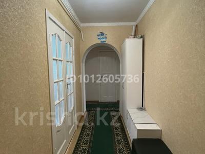 2-бөлмелі пәтер · 50 м² · 2/6 қабат, Айтеке би 24, бағасы: 16 млн ₸ в Актобе, мкр. Курмыш