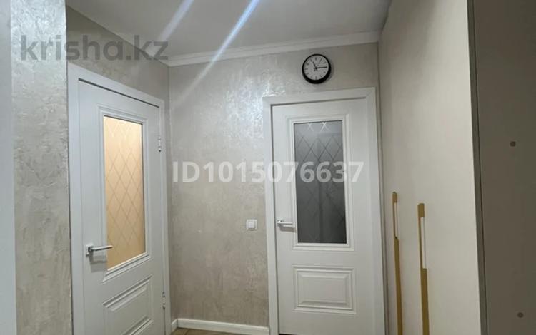 1-комнатная квартира · 47 м² · 6/10 этаж, мкр Аккент за 250 000 ₸ в Алматы, Алатауский р-н — фото 2