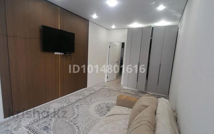3-бөлмелі пәтер · 80 м² · 1/10 қабат, Шұғыла ш/а. — ниже прокуратураы, бағасы: 48 млн ₸ в Алматы, Наурызбайский р-н — фото 2