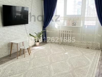3-комнатная квартира · 63 м² · 5/5 этаж, абая 86 за 19 млн ₸ в Уральске, мкр Школьник