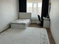 2-комнатная квартира · 81 м² · 9/10 этаж, мкр. Алтын орда 21а — Остановка залатой квартал за 175 000 ₸ в Актобе