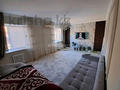 Отдельный дом · 4 комнаты · 150 м², мкр Мунайшы, Неверева 10 б — Полет техникум за 500 000 〒 в Атырау