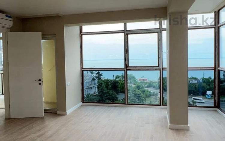 2-бөлмелі пәтер · 49.6 м² · 7/10 қабат, Батуми 1, бағасы: ~ 44.7 млн 〒 — фото 4