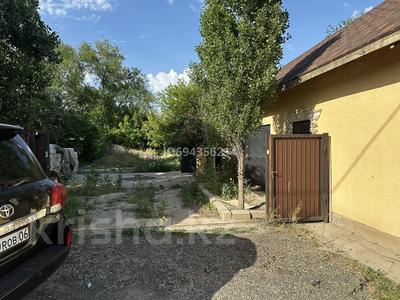 Продажа домов и дачи в Атырауской обл.: Отдельный дом · 3 комнаты · 120 м² · 12 сот., мкр Зарослый, Химик 46 — Дачный участок за 17 млн 〒 Отдельный дом · 3 комнаты · 120 м² · 12 сот., мкр Зарослый, Химик 46 — Дачный участок за 17 млн 〒 в Атырау