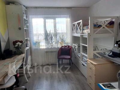 2-бөлмелі пәтер · 55 м² · 1/3 қабат, 1 мкр 54, бағасы: 18 млн ₸ в Актобе, жилой массив Жилянка