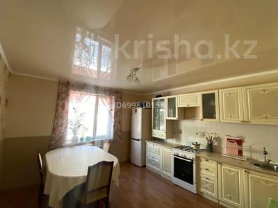 3-комнатная квартира · 90 м² · 1/1 этаж, мкр Сарыкамыс, Жк Гаухар тас 5 за 26 млн ₸ в Атырау