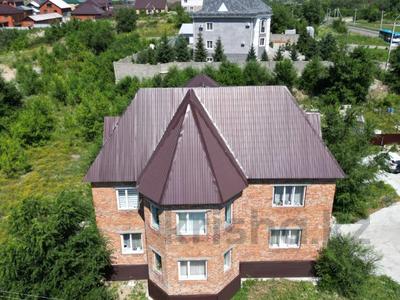 Продажа домов и дачи в Восточно-Казахстанской обл.: Отдельный дом · 7 комнат · 417 м² · 10 сот., Дружбы Народов 20 за 88 млн 〒 Отдельный дом · 7 комнат · 417 м² · 10 сот., Дружбы Народов 20 за 88 млн 〒 в Усть-Каменогорске