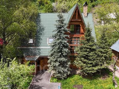 Отдельный дом · 5 комнат · 260 м² · 10 сот., мкр Бутаковка, Бейсеуова за 1.5 млн ₸ в Алматы, Медеуский р-н