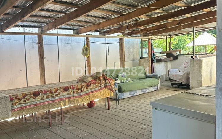 Дача · 2 комнаты · 40 м² · 12 сот., Набержная 95 за 100 000 ₸ в Актобе, жилой массив Кирпичный — фото 2