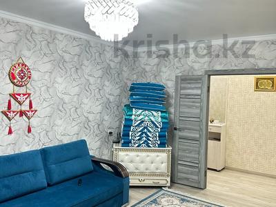 2-бөлмелі пәтер, 54 м², 5/5 қабат, циолковского, бағасы: 15.5 млн 〒 в Уральске