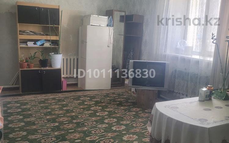 2-бөлмелі пәтер · 68 м² · 1/9 қабат, Титова 128А, бағасы: 18 млн ₸ в Семее — фото 2