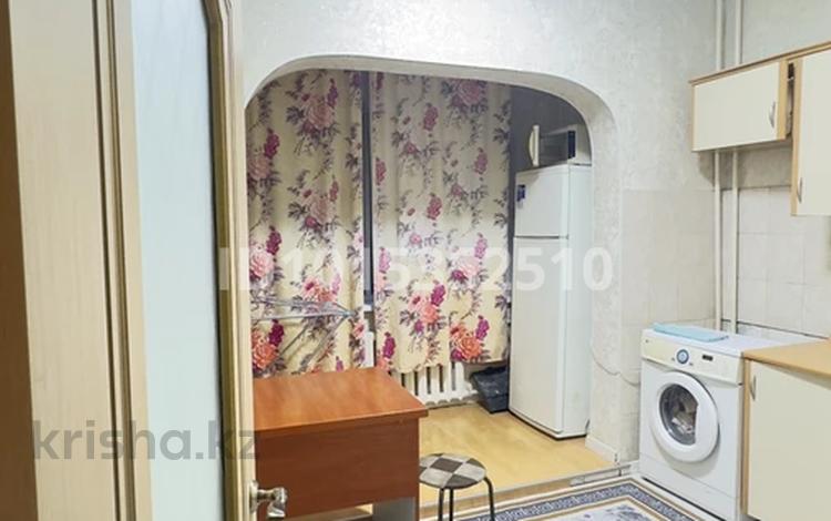 1-бөлмелі пәтер · 42 м² · 2/5 қабат, Пушкина 35 — Пушкина мака аква, бағасы: 12 000 ₸ в Алматы, Медеуский р-н — фото 2