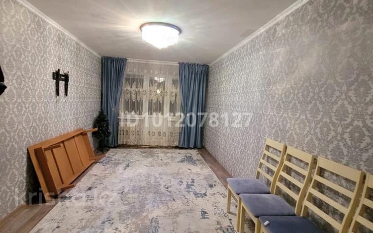 3-комнатная квартира · 61.9 м² · 5/5 этаж, Мкр. Каратау 1 за 14.7 млн ₸ в Таразе — фото 2