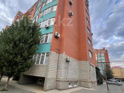 3-комнатная квартира · 120 м² · 5/8 этаж, мкр. Алтын орда, Молдагуловой за 350 000 ₸ в Актобе
