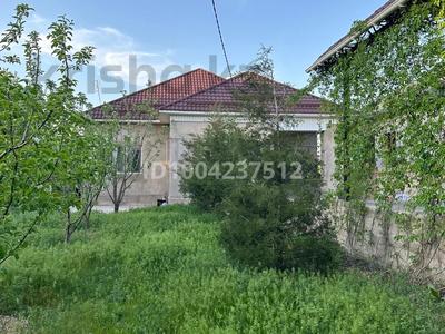 Отдельный дом · 6 комнат · 180 м² · 8 сот., мкр Самал-2 32 — Аргынбекова-Байтурсынова за 75 млн ₸ в Шымкенте, Абайский р-н
